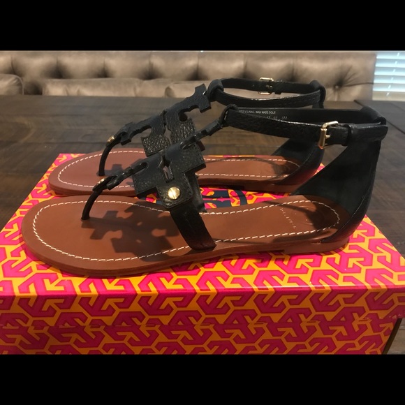 Brand new Tory Burch Phoebe sandals Black sz 8 - Picture 3 of 3